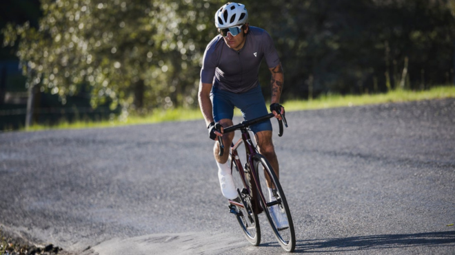 Buy road bikes online in Melbourne at Casey Cycles Cranbourne.