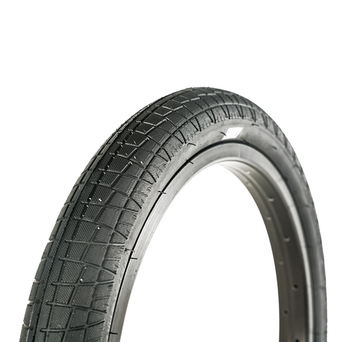 Family F2128 18" x 2.1" Tyre - Black