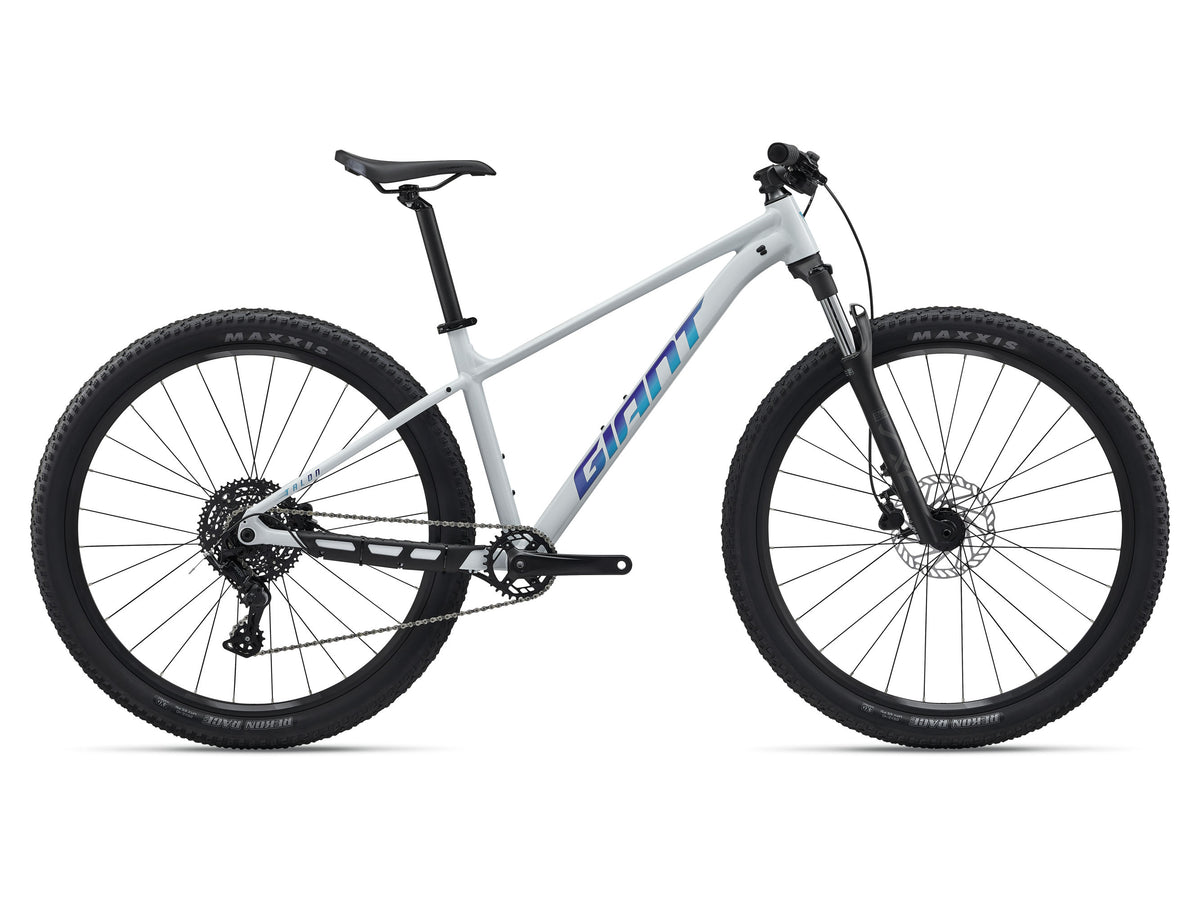 2027 Giant Talon 2 Mountain Bike - Icicle White