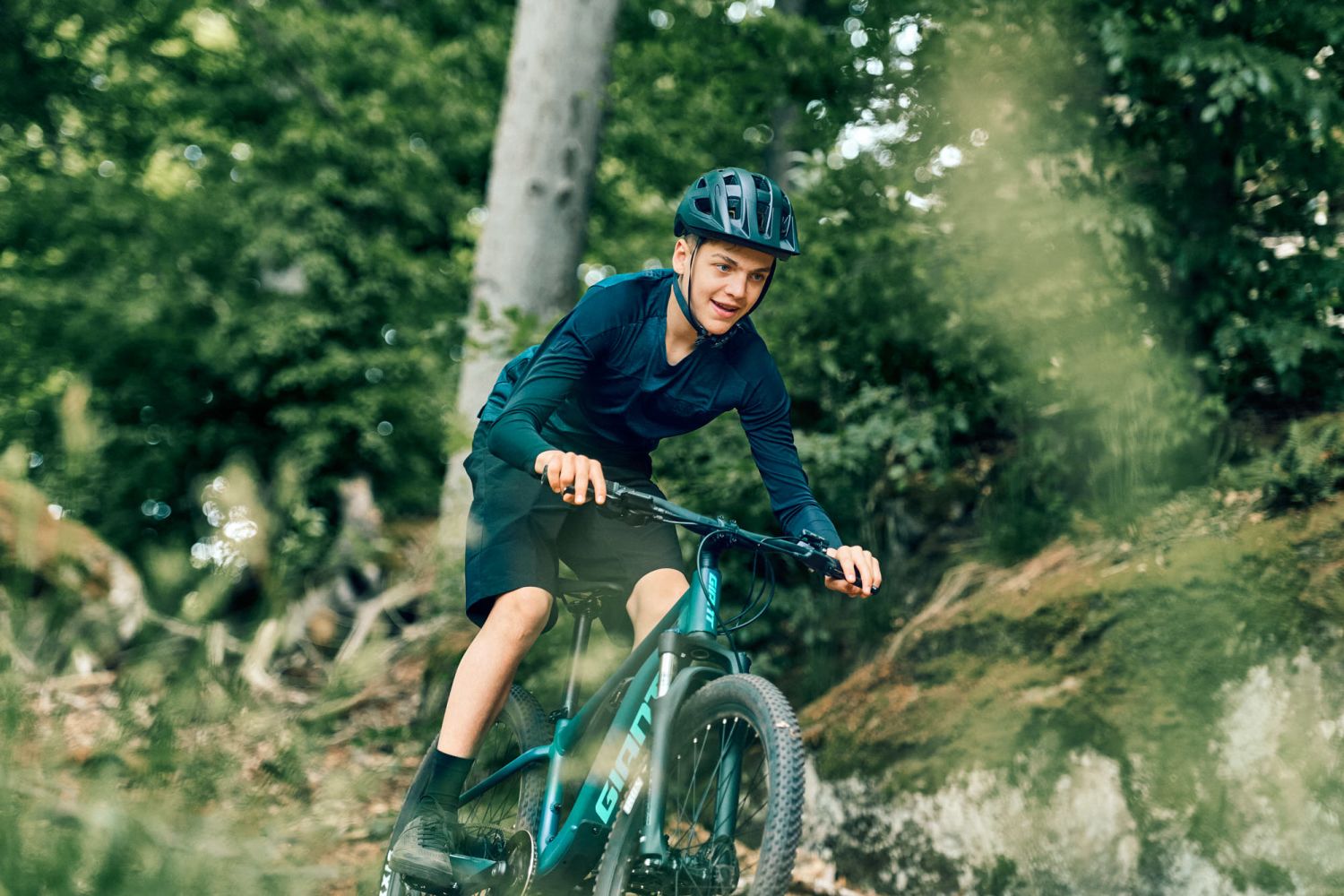 Giant Talon E+ 26 Kids Electric Mountain Bike - Deep Lake